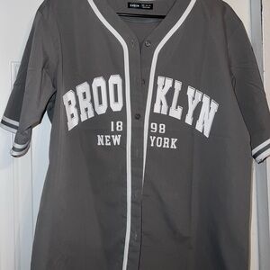 SHEIN women’s small baseball style top